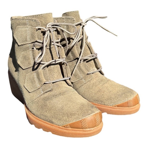 Sorel Toronto Wedge Suede‎ Olive Green Ankle Booties NL2115-245 Women's Size 6 - Picture 1 of 9